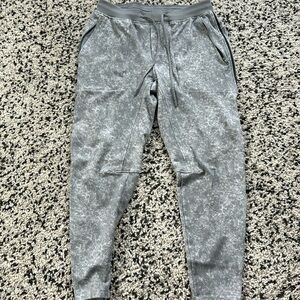 Lululemon men’s drawstring pants sz L gray